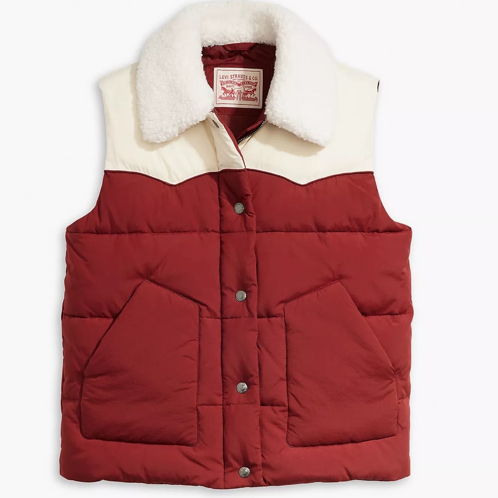 LEVI’S Woman’s Sherpa Quilted Vest